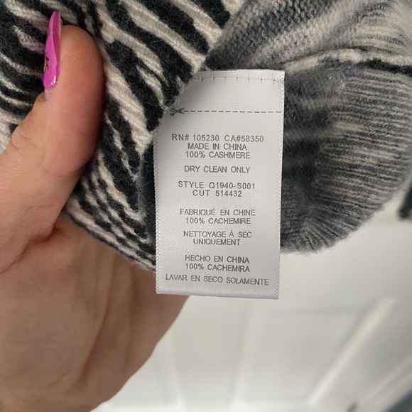 Equipement Femme cashmere zebra print sweater size S - Picture 5 of 5
